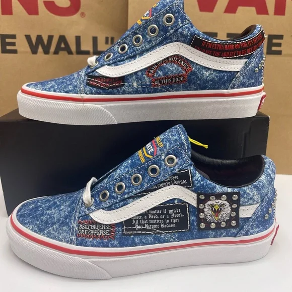 Vans Men's Old SkoolCobra Kai Multi/True White SneakersVN0A3WKT6GL